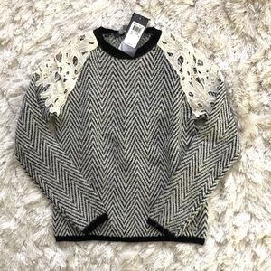GUESS Girls Warm Stylish Sweater